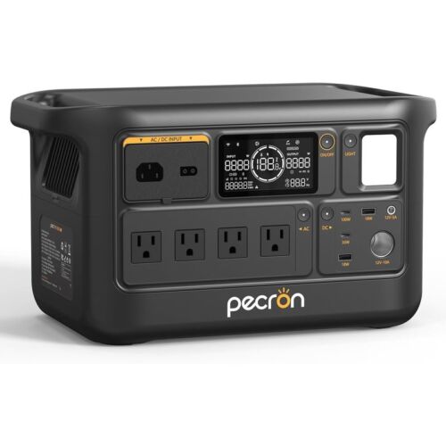 Estación de energía portátil PECRON F1000LFP en color negro, con pantalla y cuatro tomas de corriente al frente