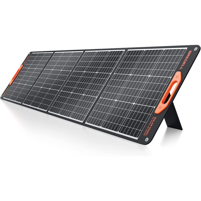 Panel solar portátil GRECELL desplegado en cuatro secciones con el soporte trasero naranja extendido