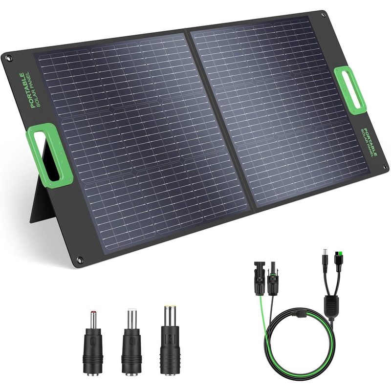 Panel solar plegable con asas verdes desplegado junto a tres adaptadores de conector y un cable con conectores intercambiables